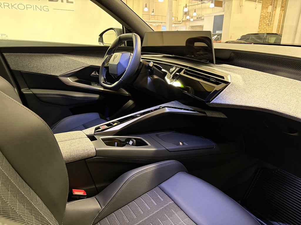 Car Image car-55944-c948be51d84e283f4609bc0175bc8243