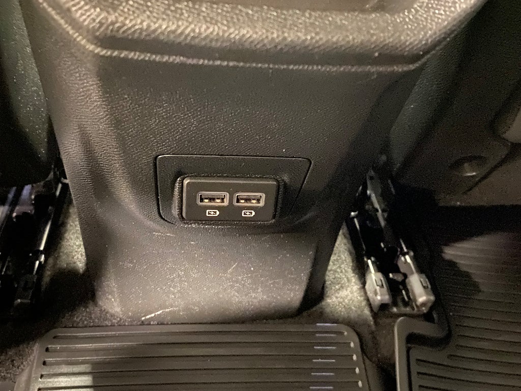 Car Image car-56047-4af482cc1f33ec24901e16172f11fc30