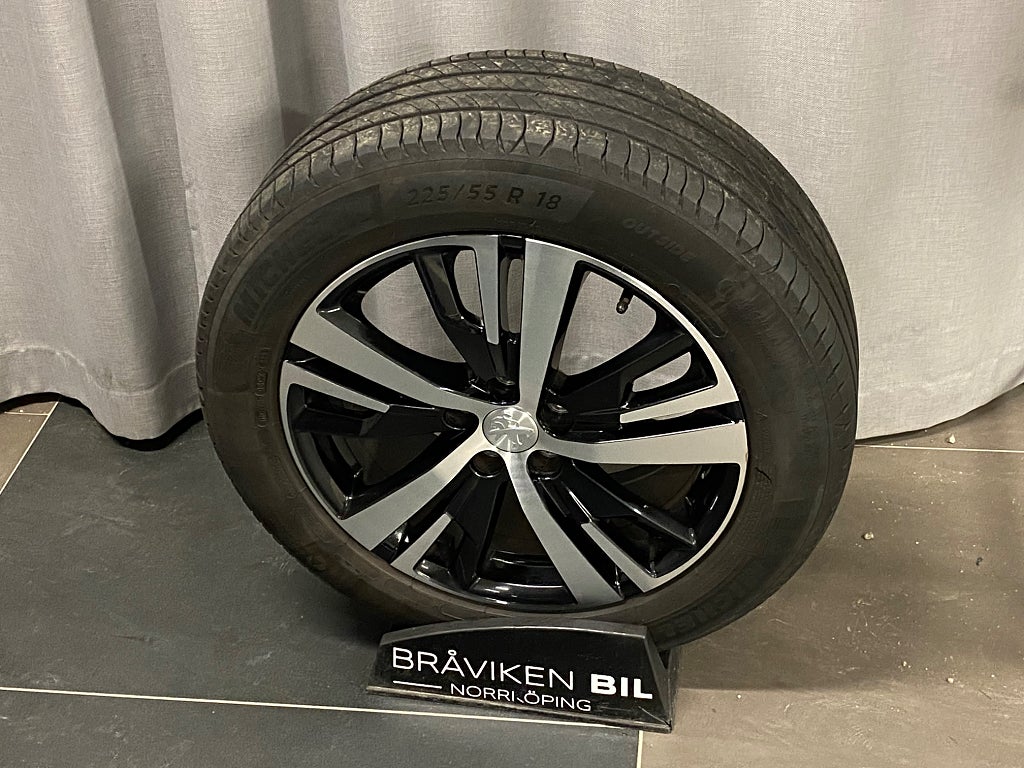 Car Image car-56047-6df1b60a6a030fca572badc857886ae6