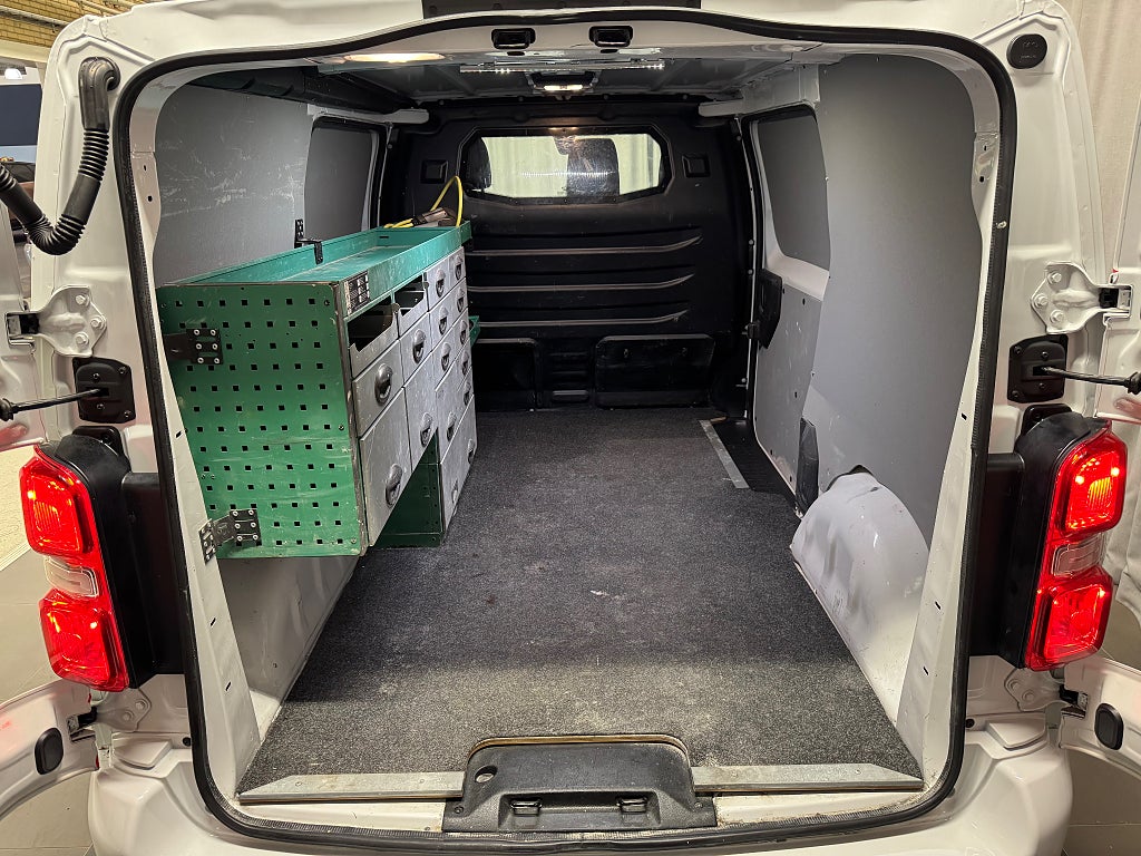 Car Image car-56122-236ccac09f571f6b000c3703c0ecaf0c