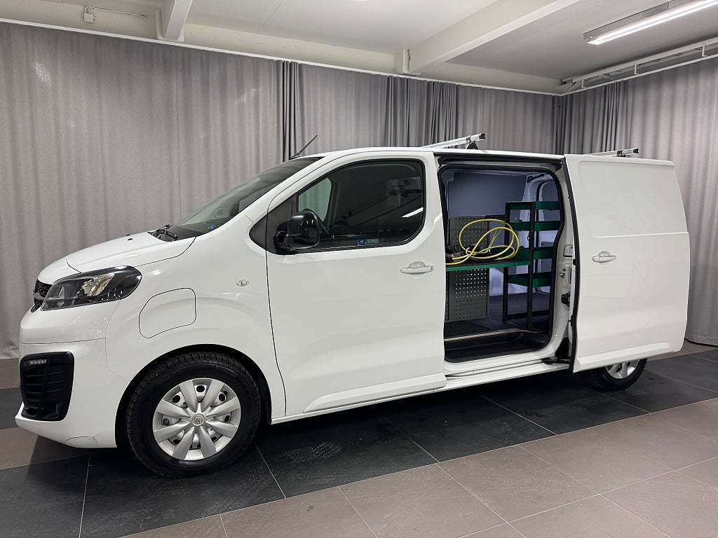 Car Image car-56146-d31046abc3b36b9e99f98674aa886d2d