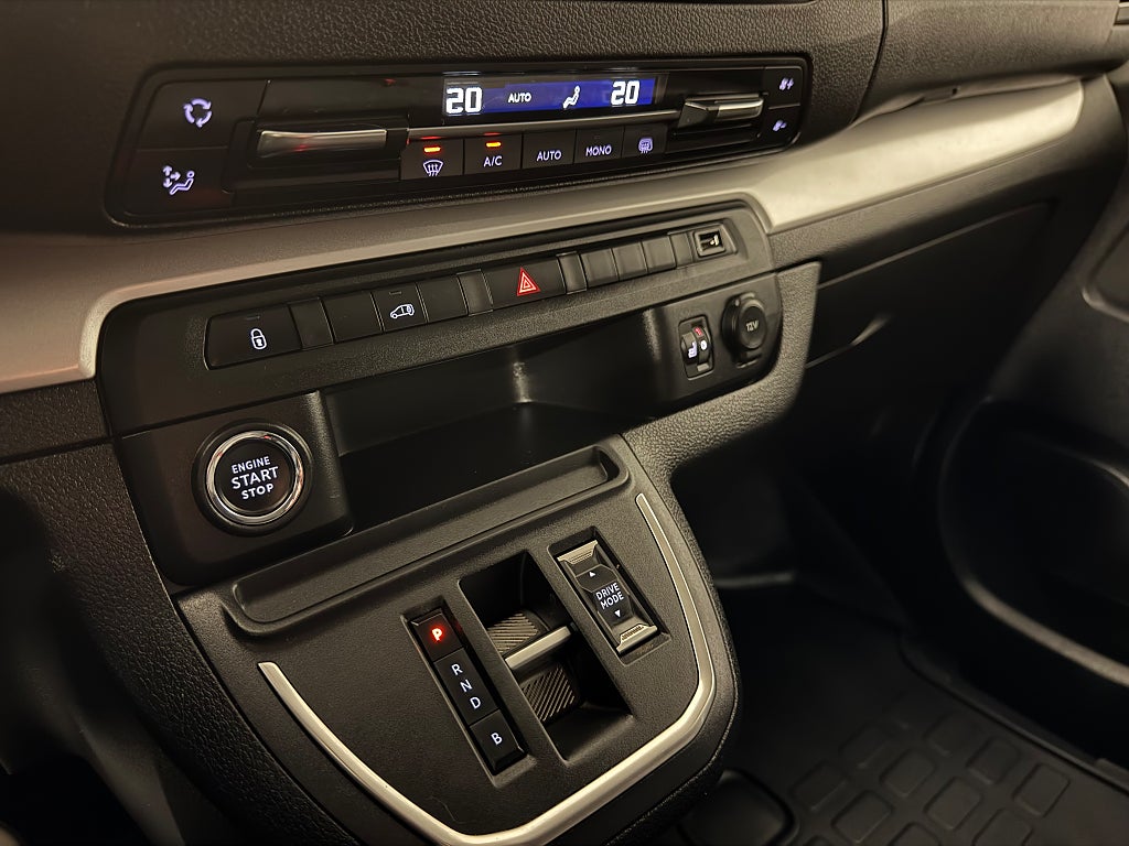 Car Image car-56190-105773b15c7ce66091f1f883e6ca9f9a