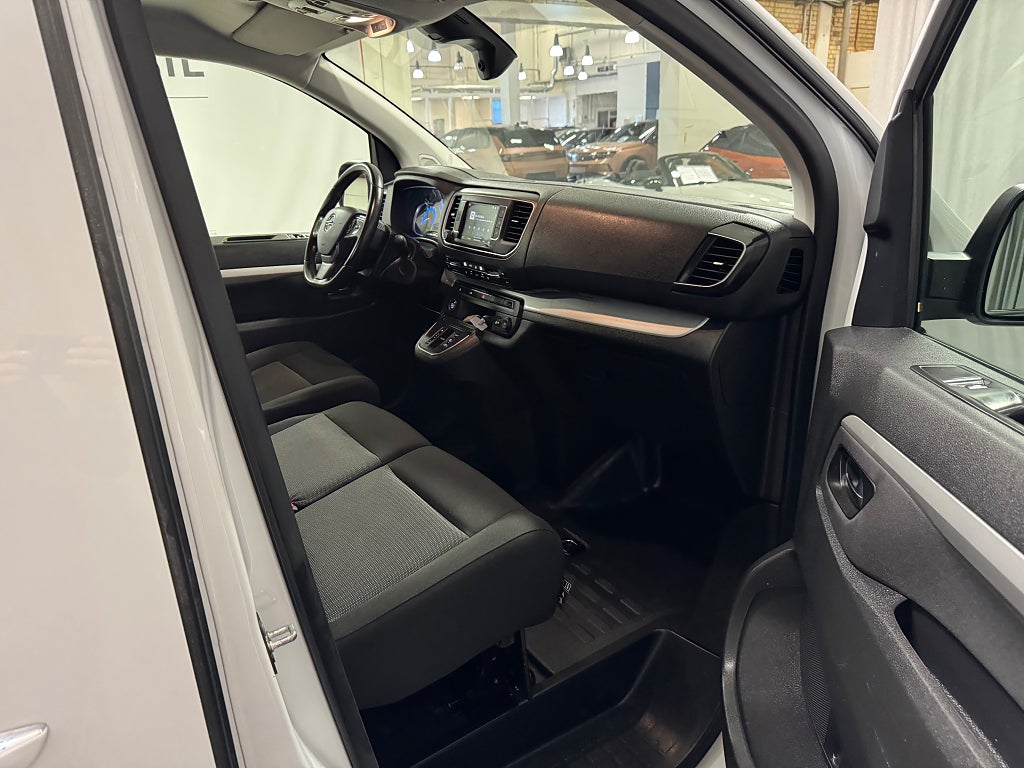 Car Image car-56204-079808b8910fd13b0070b6fa7e7f8d54