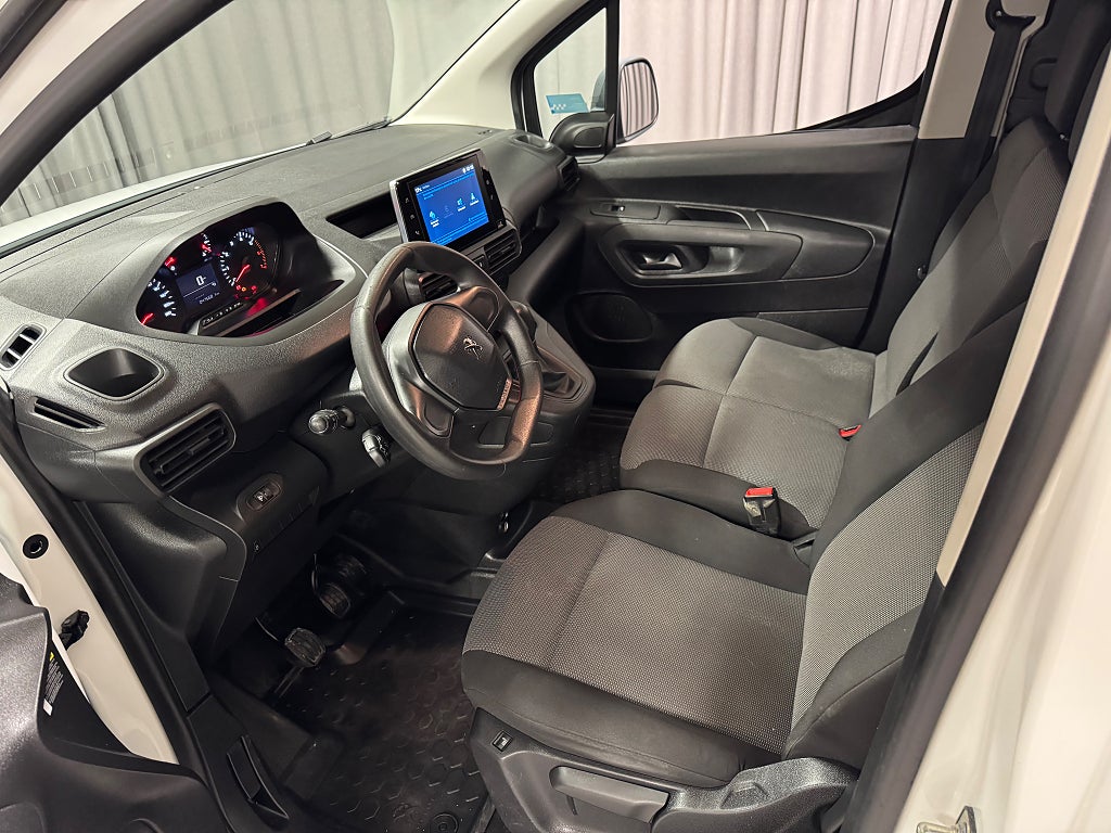 Car Image car-56429-c40b1a3c9a37028b235e0a666c91efc4