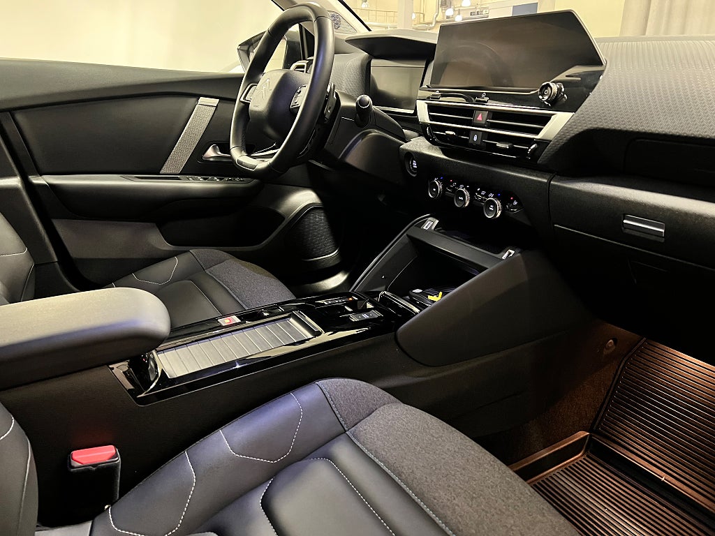 Car Image car-56742-be60a64c7e1b832699102772c57ce640