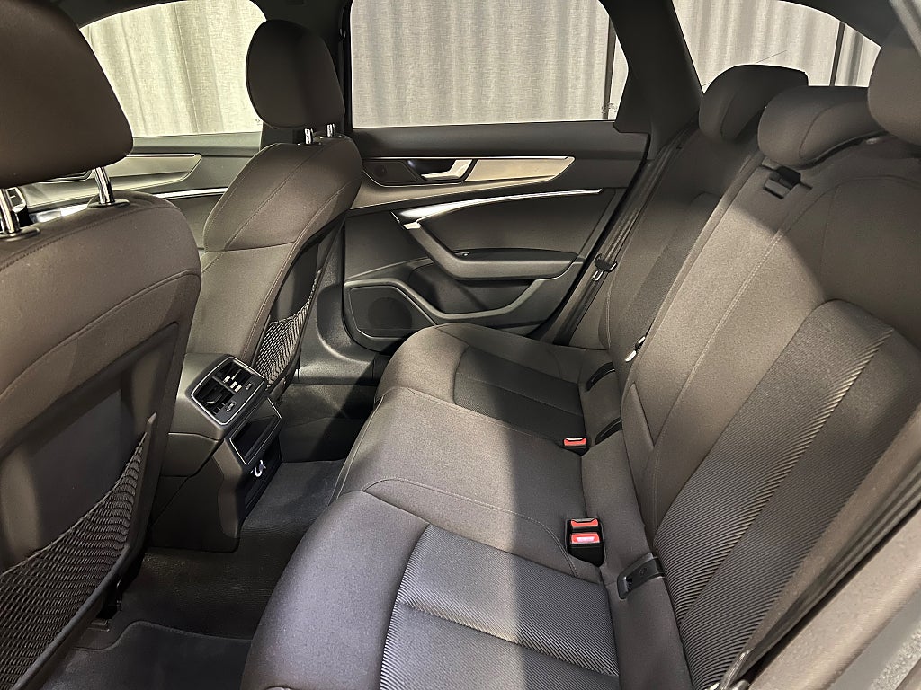 Car Image car-56776-e68730a83b2540822cc42b28a3958776