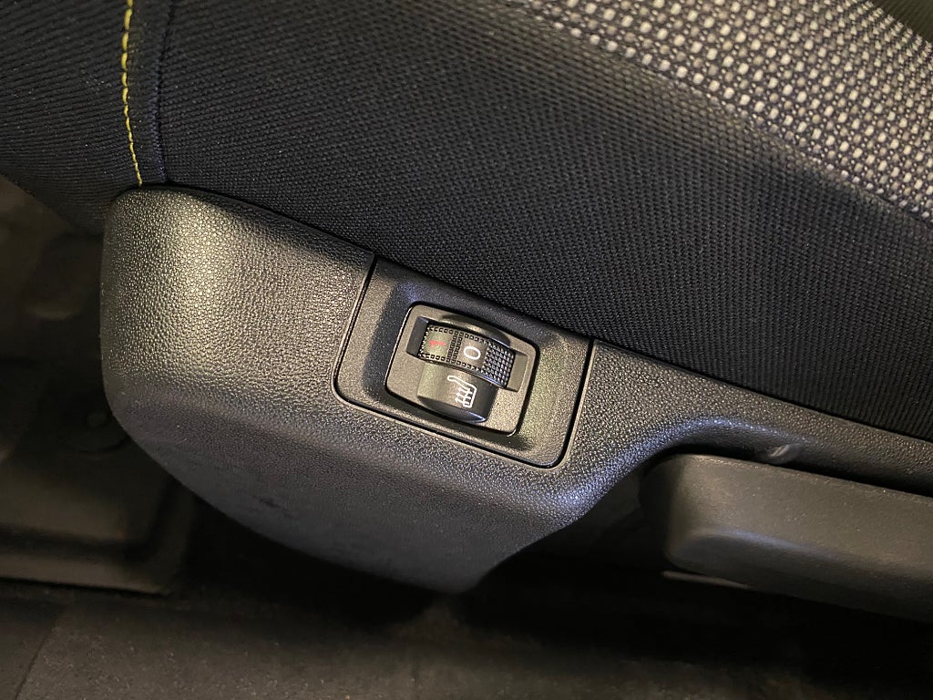 Car Image car-56929-891d4adabf33b85853f41c90bad6c119