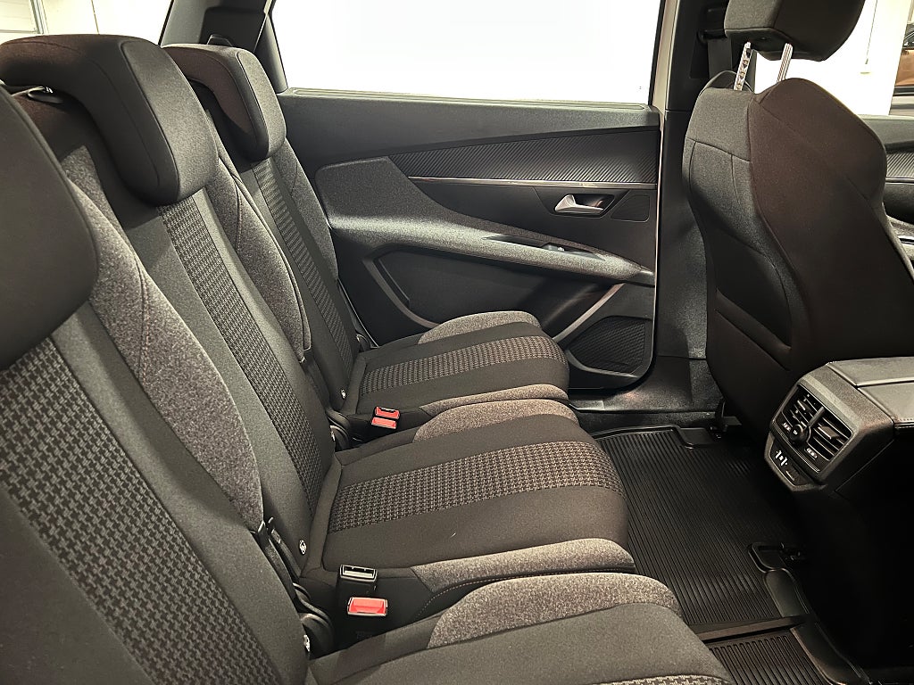 Car Image car-57478-d433ae0ef0d795794235126bc5a14000