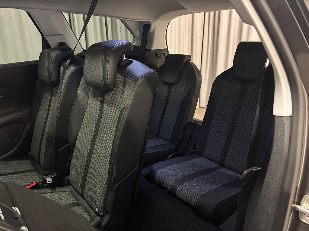 Car Image car-57726-2eb5943458d23fe0235b811db02a8346