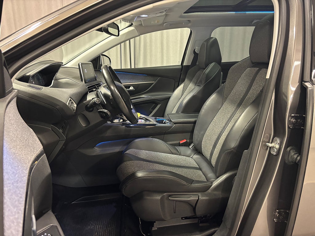 Car Image car-57726-e370dd339cdbfa3c08b7a015a6e03093