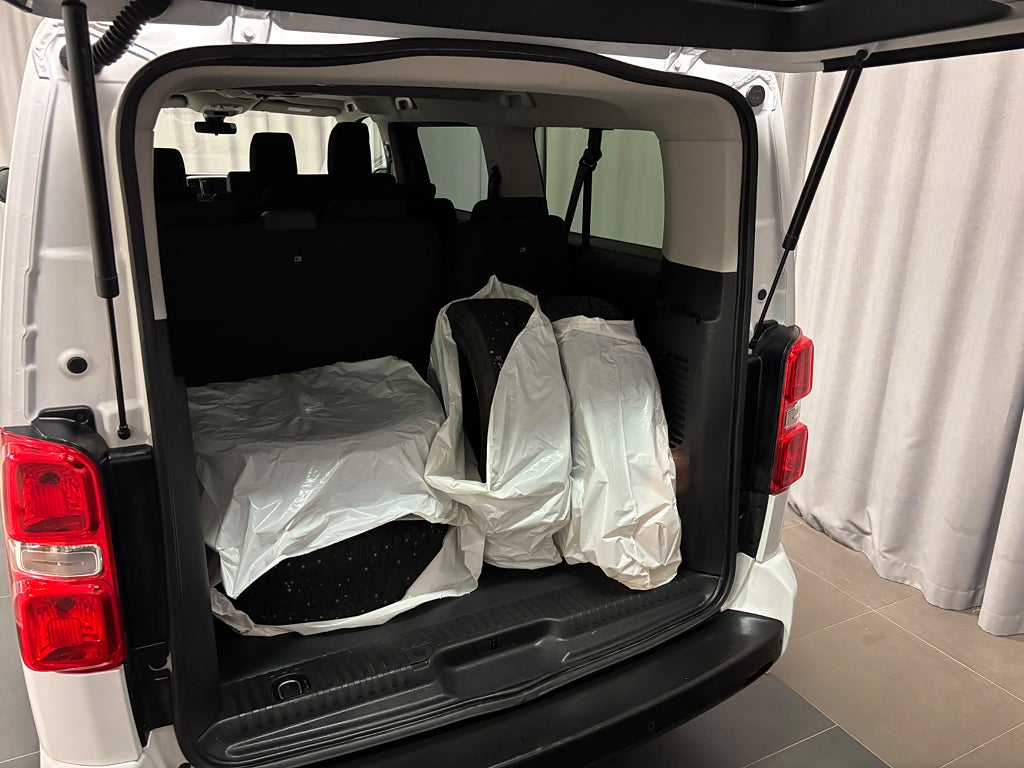 Car Image car-57784-141fe848389042f1d5f0129e6a27cd3e