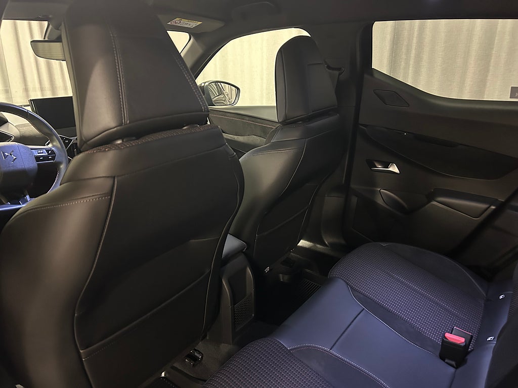 Car Image car-58279-0c19a56f5f4a0abf28b185f5a113ee82
