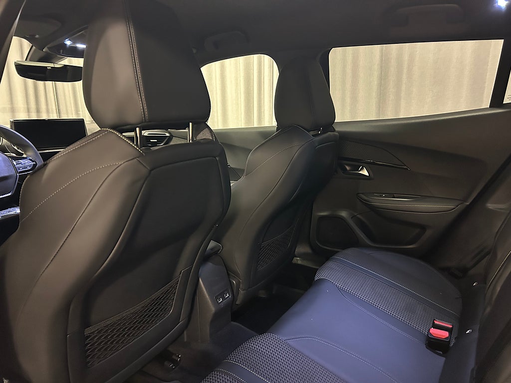 Car Image car-58341-0d25918b36ff8de7a6637e8fc3fce451