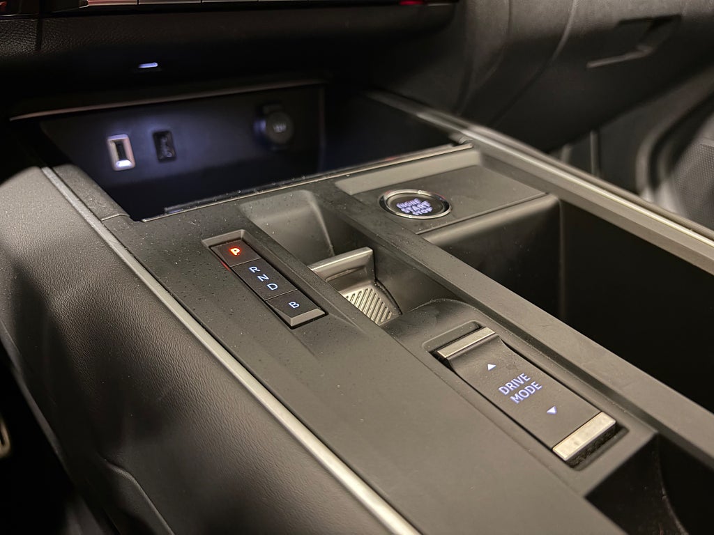 Car Image car-77425-c5bd7e8153fe710e618ca39c98b4d1f8