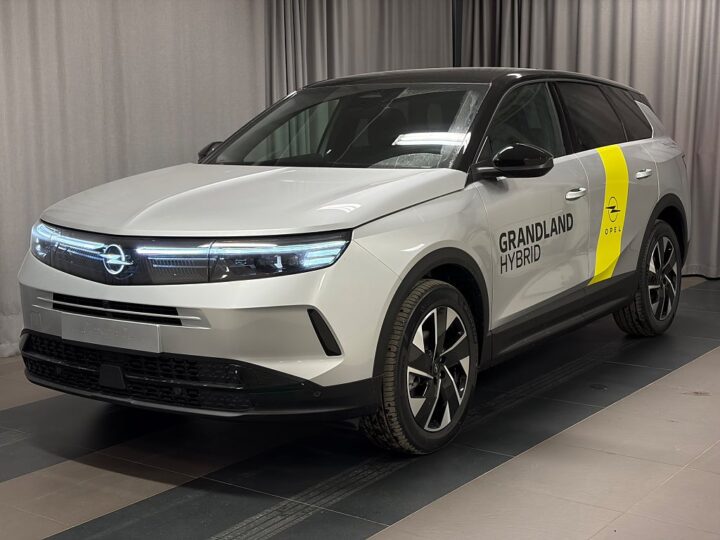 Car Image car-77515-38cda7e4e20cfa92fcf0f4a23df360fc