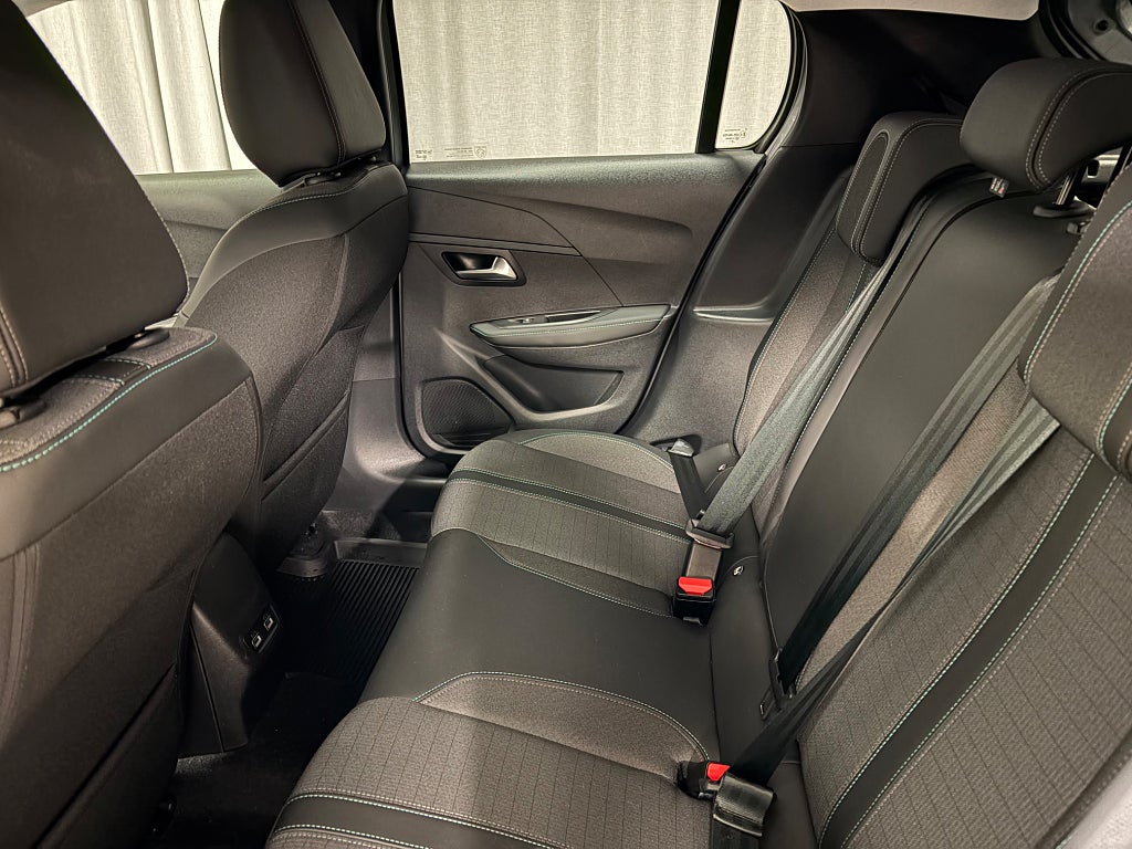 Car Image car-77606-4ab5f4d8c8845ec795f59e6a54217d28