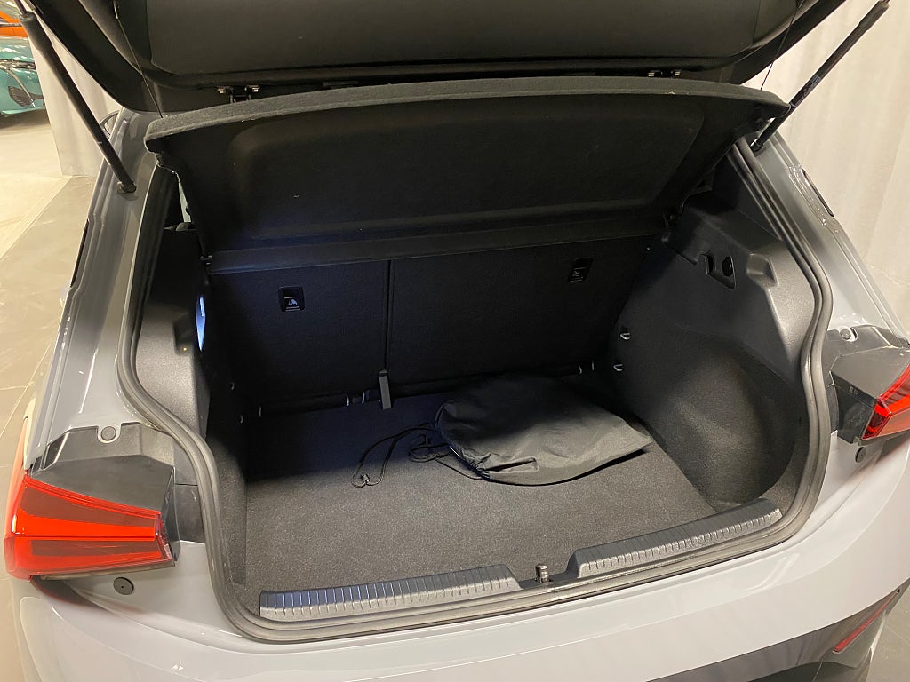 Car Image car-78324-873900e5e3237273842220701a9867f8