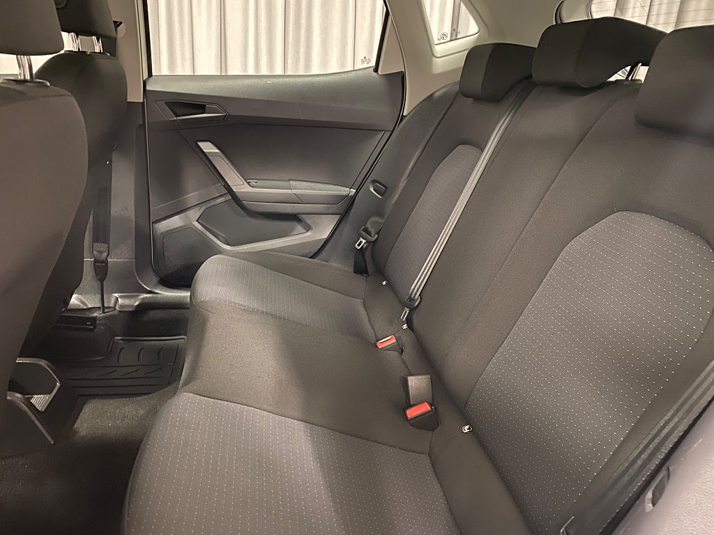 Car Image car-79413-3b672a987bbcf432b036395a2a18e499