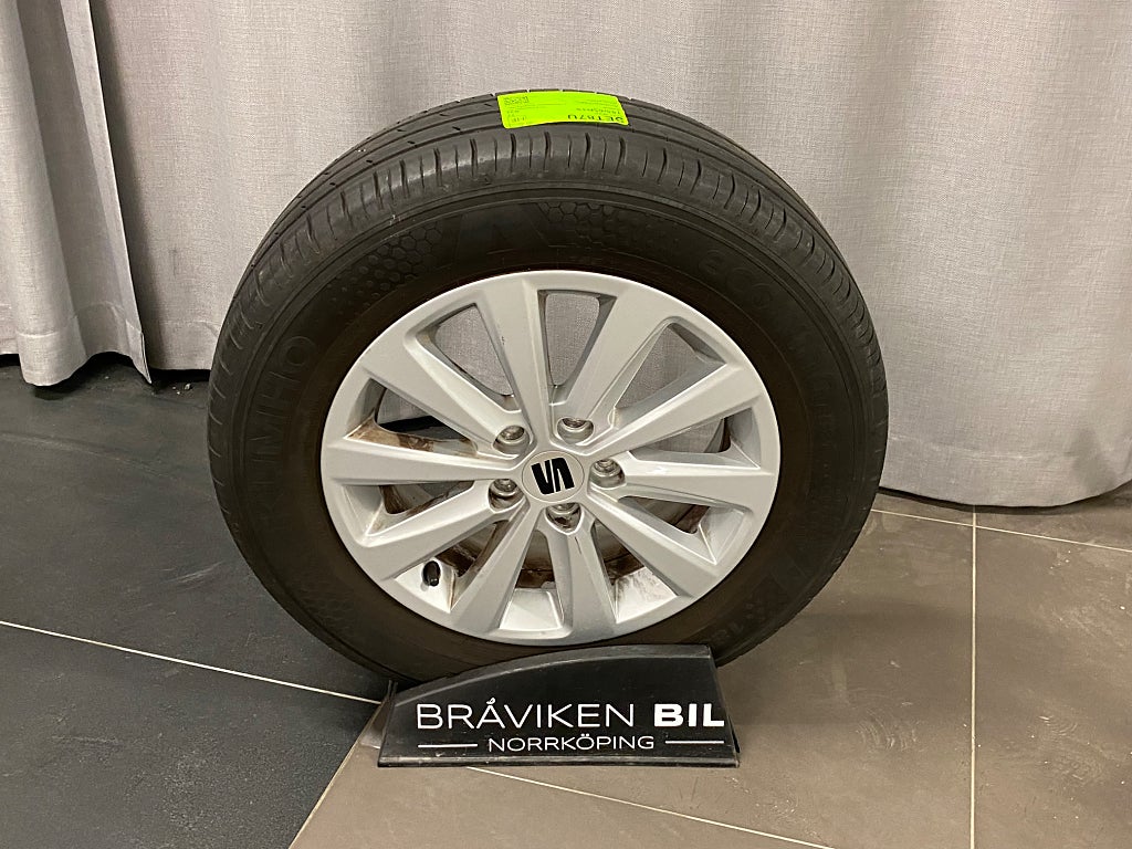 Car Image car-79413-c2d4ee13716a6b5b2a2ed99a226c8302