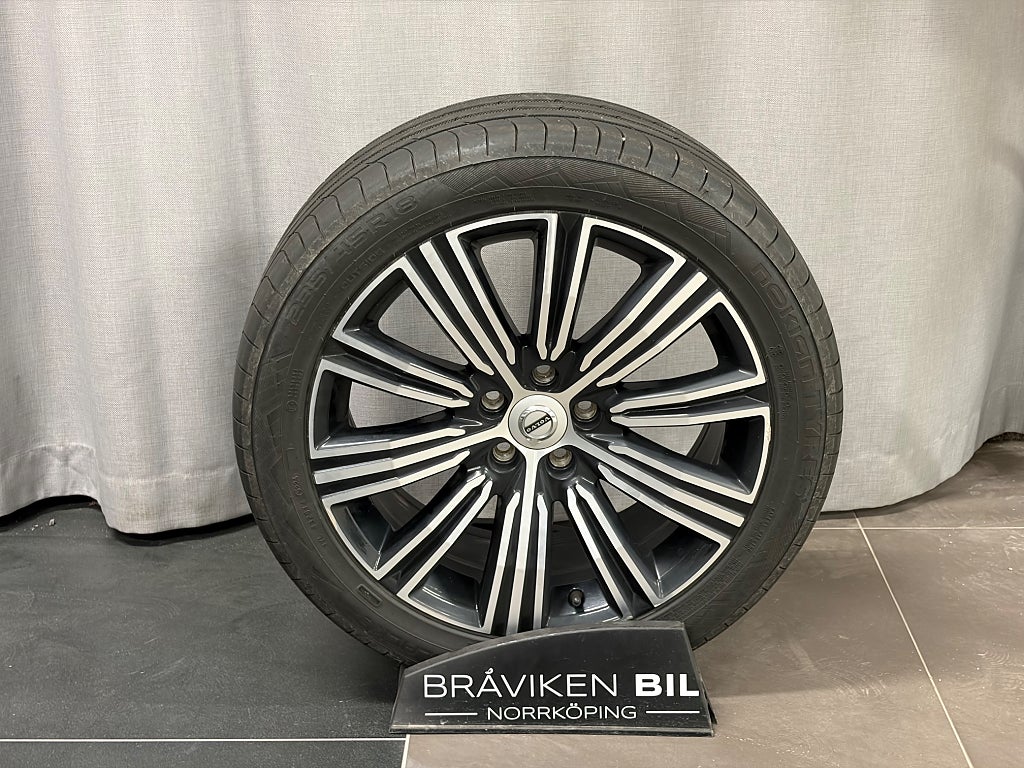 Car Image car-79487-11112026fec8a4c228f4501404c2190f
