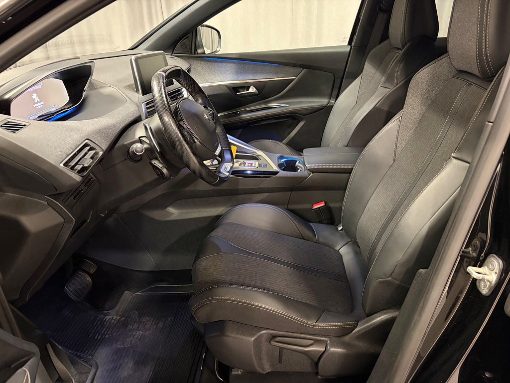 Car Image car-79701-85306fd9ee3fb82e7b695e1214e33d55
