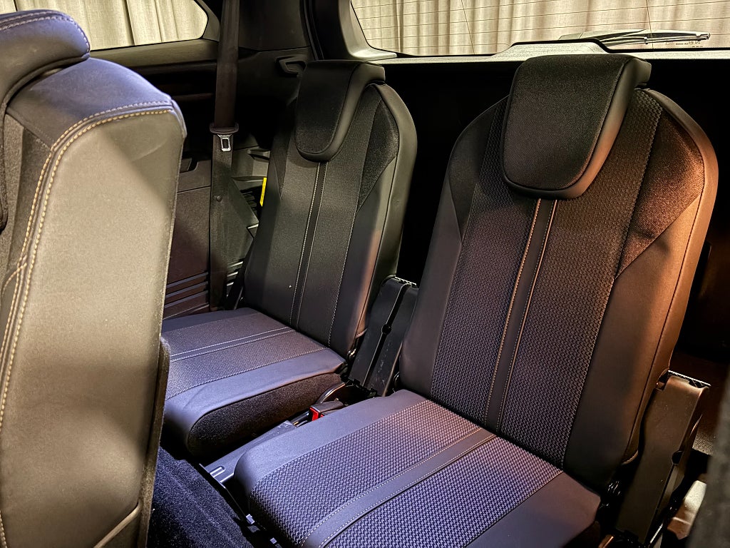 Car Image car-79778-395afd16b941a2ee552602fec18c27e2