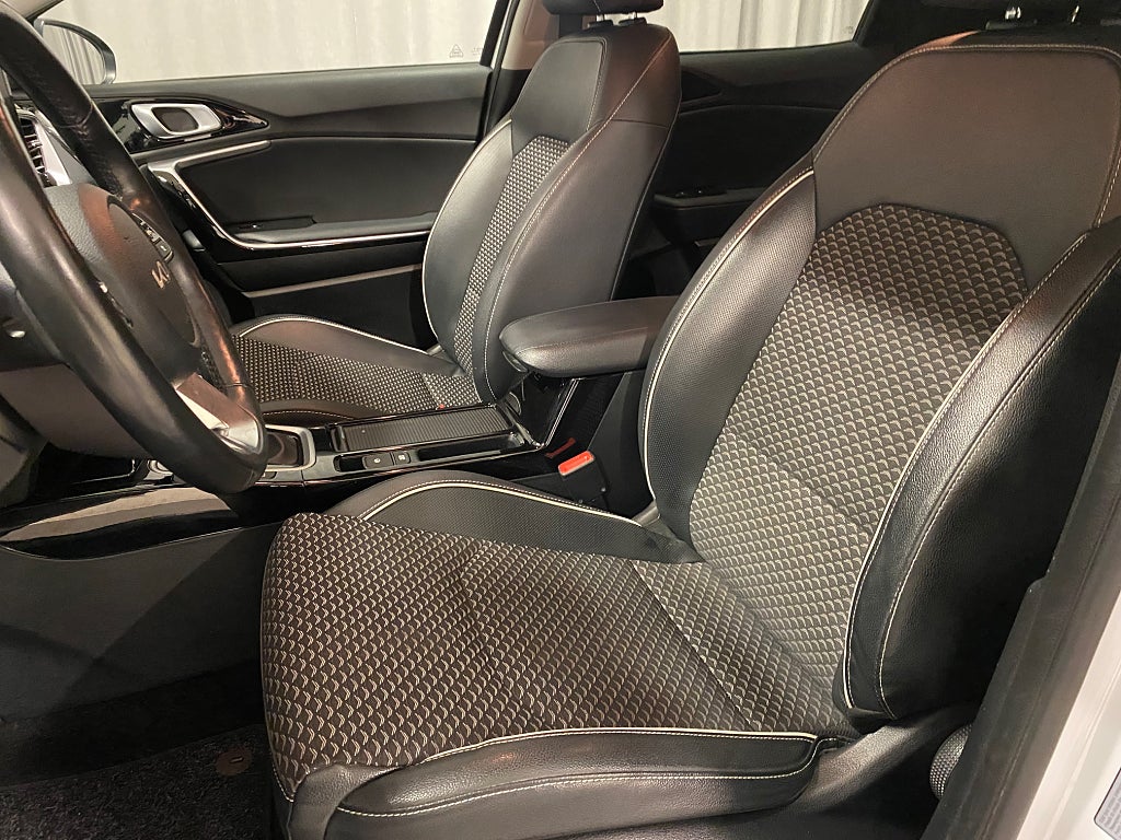 Car Image car-79896-9f8fff611d7d7197f6efef698f9f41af