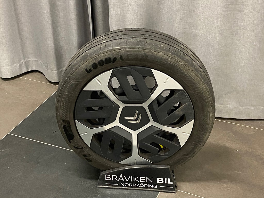 Car Image car-79917-0cf9498b7298e04a42d0332ed2002563