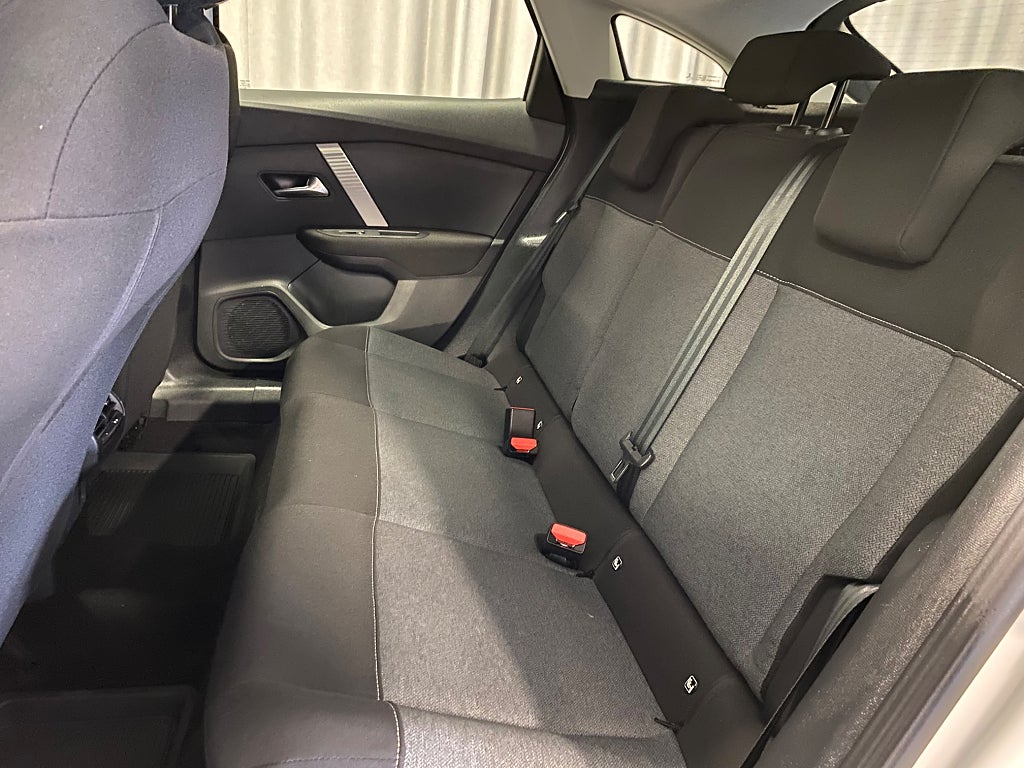 Car Image car-79917-74c01a97696863e0b090f70d7b70832b