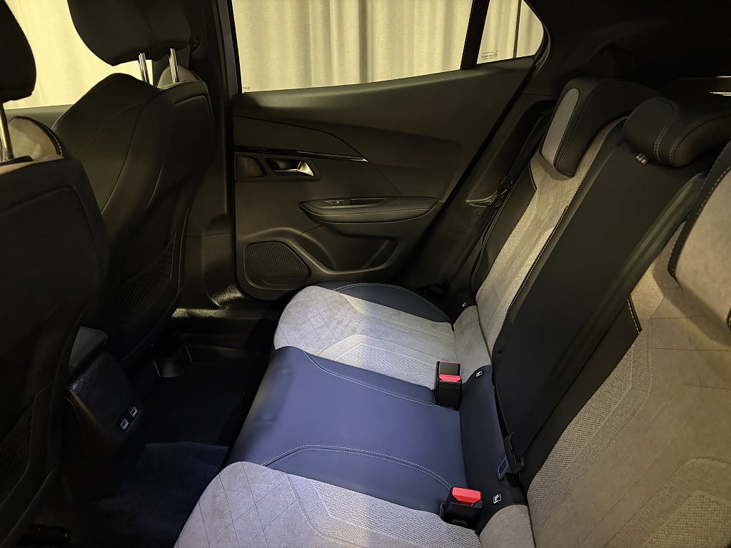 Car Image car-79936-a650748a2f57f95044d81fc0fa251453