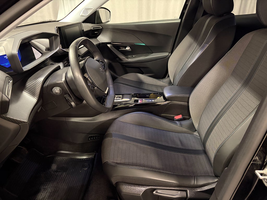 Car Image car-79956-a9d18fbab97642e329f7f7a9ea6bcc32