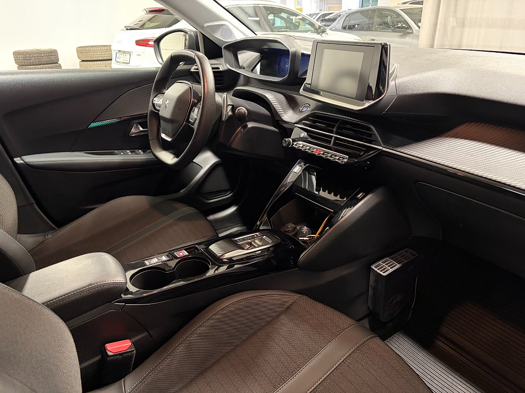 Car Image car-79972-fc58a35bd4dbfb5bbf1596032836aa47