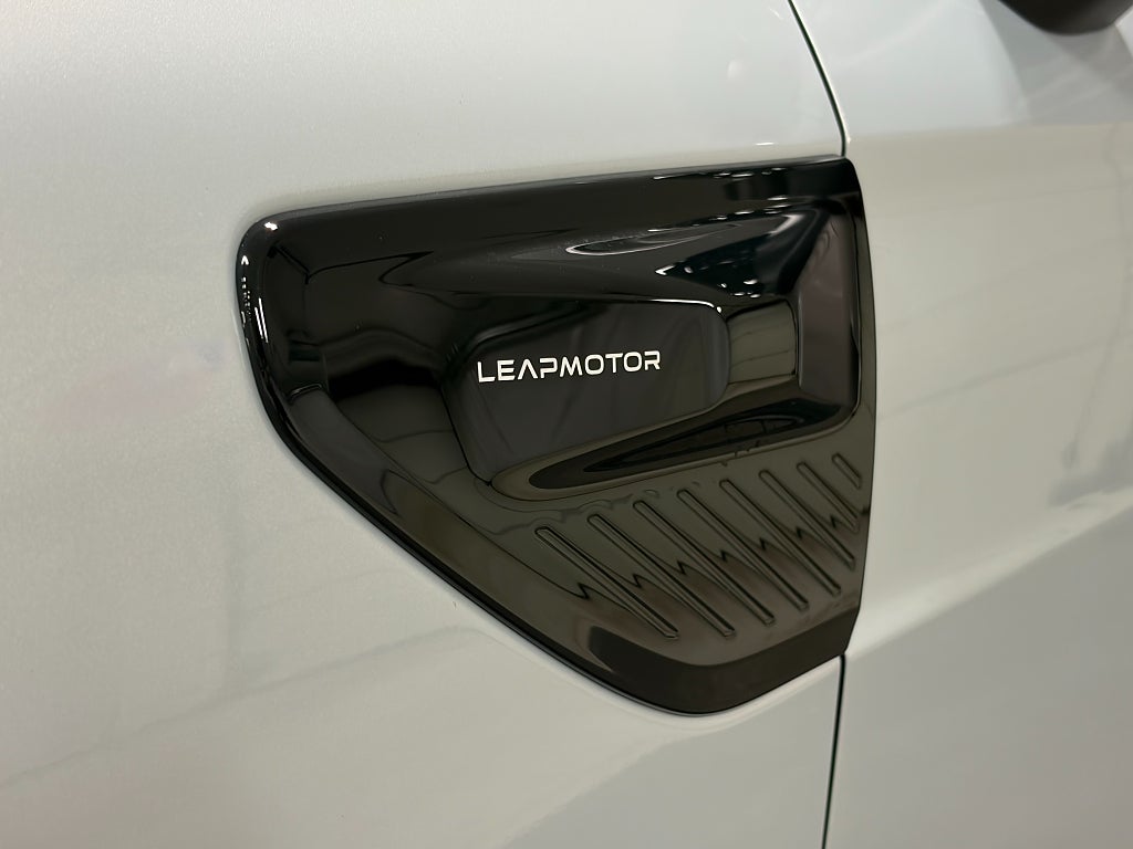 Car Image car-80174-03cf37deb60e14caba9cd74714db6f63