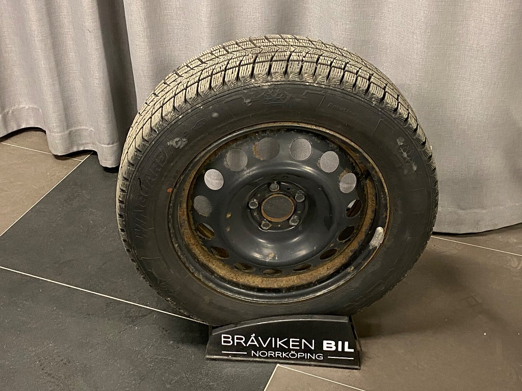 Car Image car-80275-93a43ee573f7f54a170d6e8fa64ac7ff