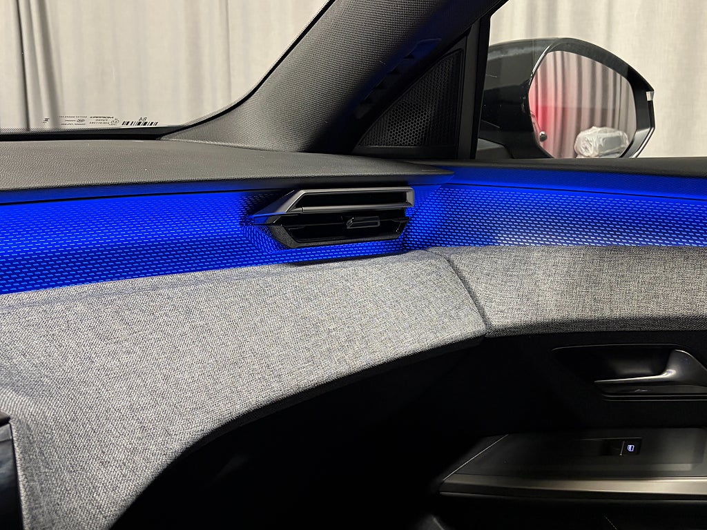 Car Image car-80296-c228176853bdfd00ff71c56861e0f2c0