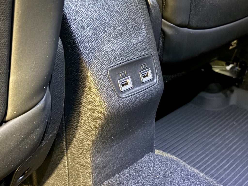 Car Image car-80337-c97fc072ec6890a711d520389cecfc9c