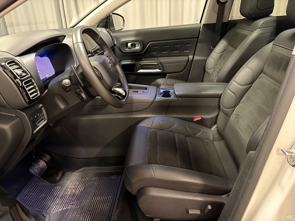 Car Image car-80942-0e497337e7625b8a2bc9f17b634896db