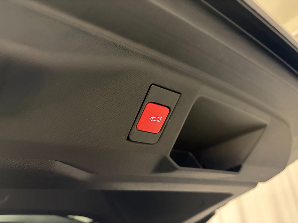 Car Image car-81094-2c5d9ba46b3f5254d1f490750769d9a0