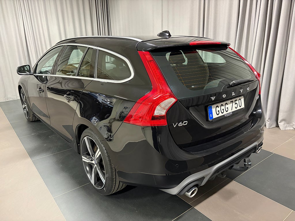 Car Image car-81153-34706c55c4ad829563fd1f7651f3f1b0