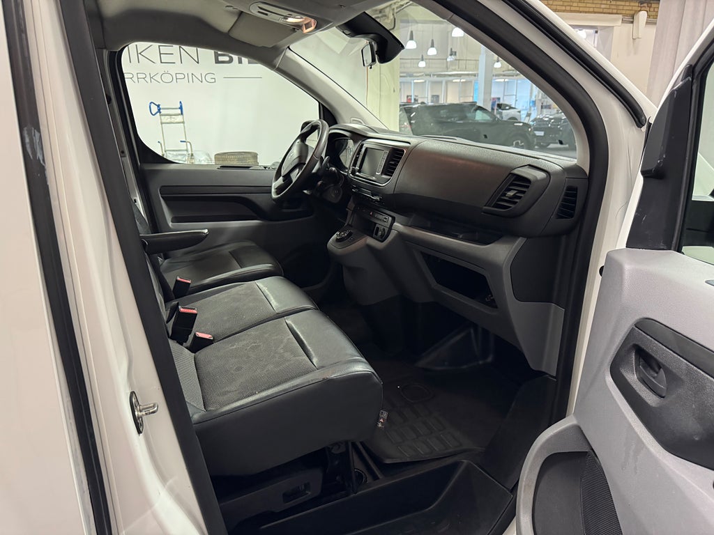 Car Image car-81270-a642686277d25d6366845903ae8b54b7