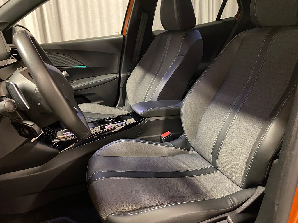 Car Image car-81302-f30838b61a564c89df72f7c3f83f2506