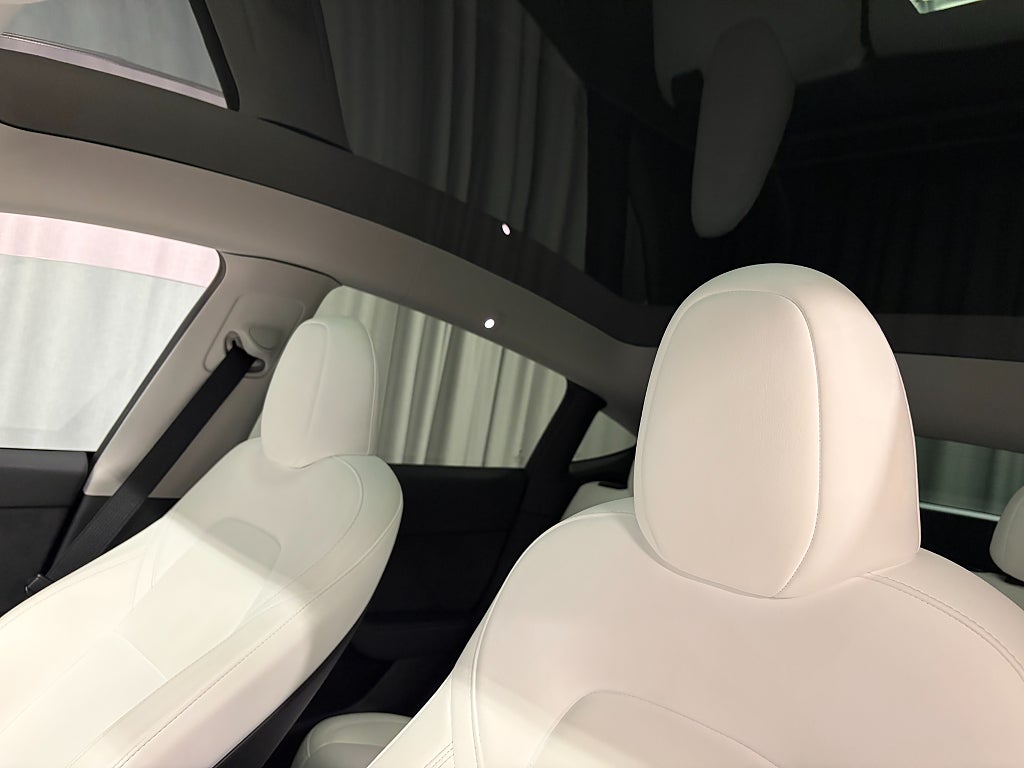 Car Image car-81605-f8b0c4ea382aa558032916f8c0d6947f
