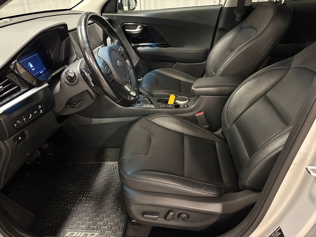 Car Image car-81737-7e793aff3a0bf91faee74ec6f2a58b76