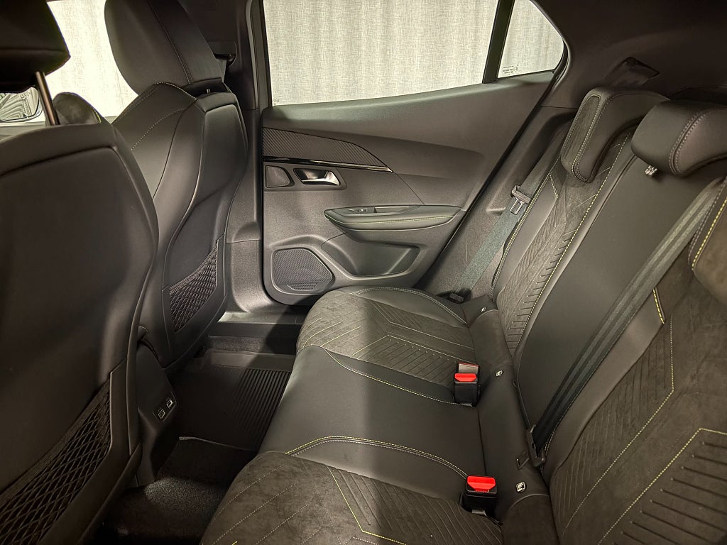 Car Image car-81798-94e850996d1b60ec86d1b66281182c48