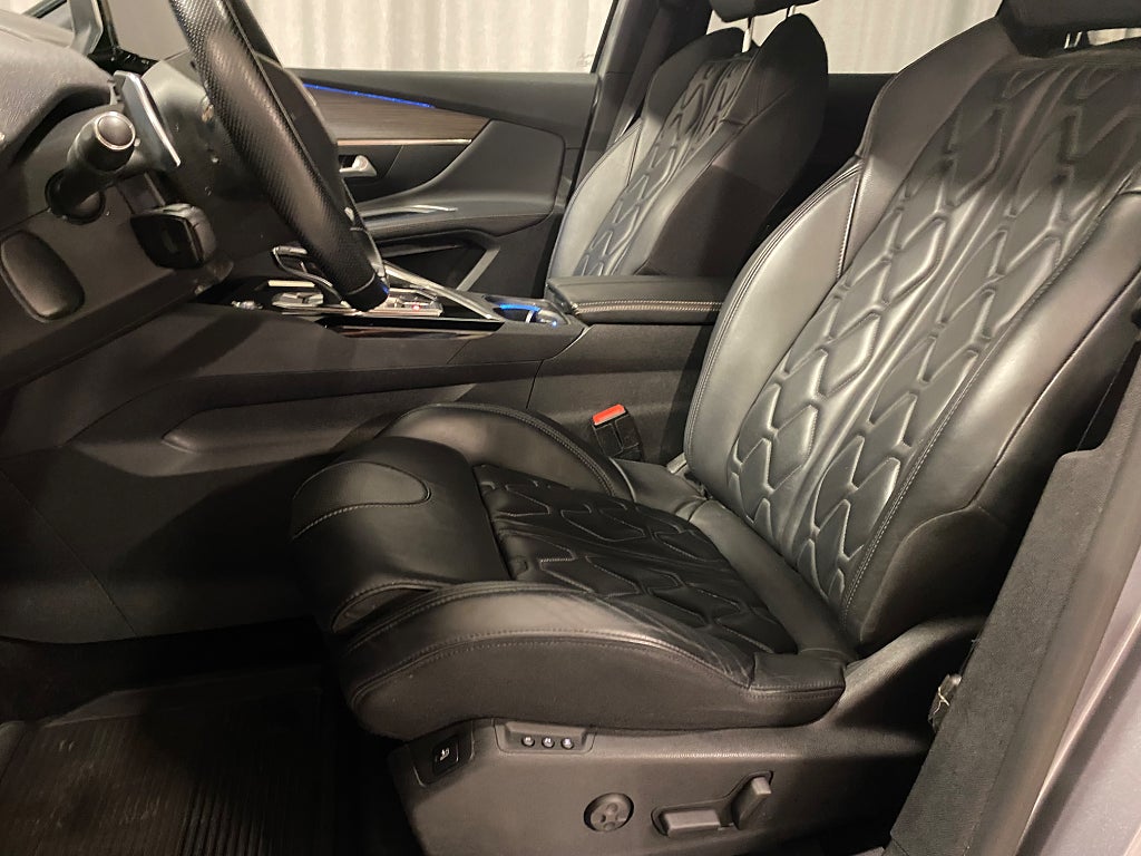 Car Image car-81912-b73210c70b336857d503fa76c56af3e8