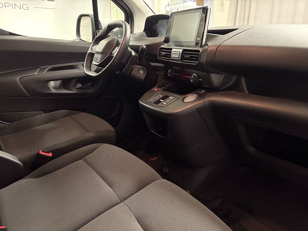 Car Image car-82180-0e44869cccf661530dfda7ae1cfdf0fa