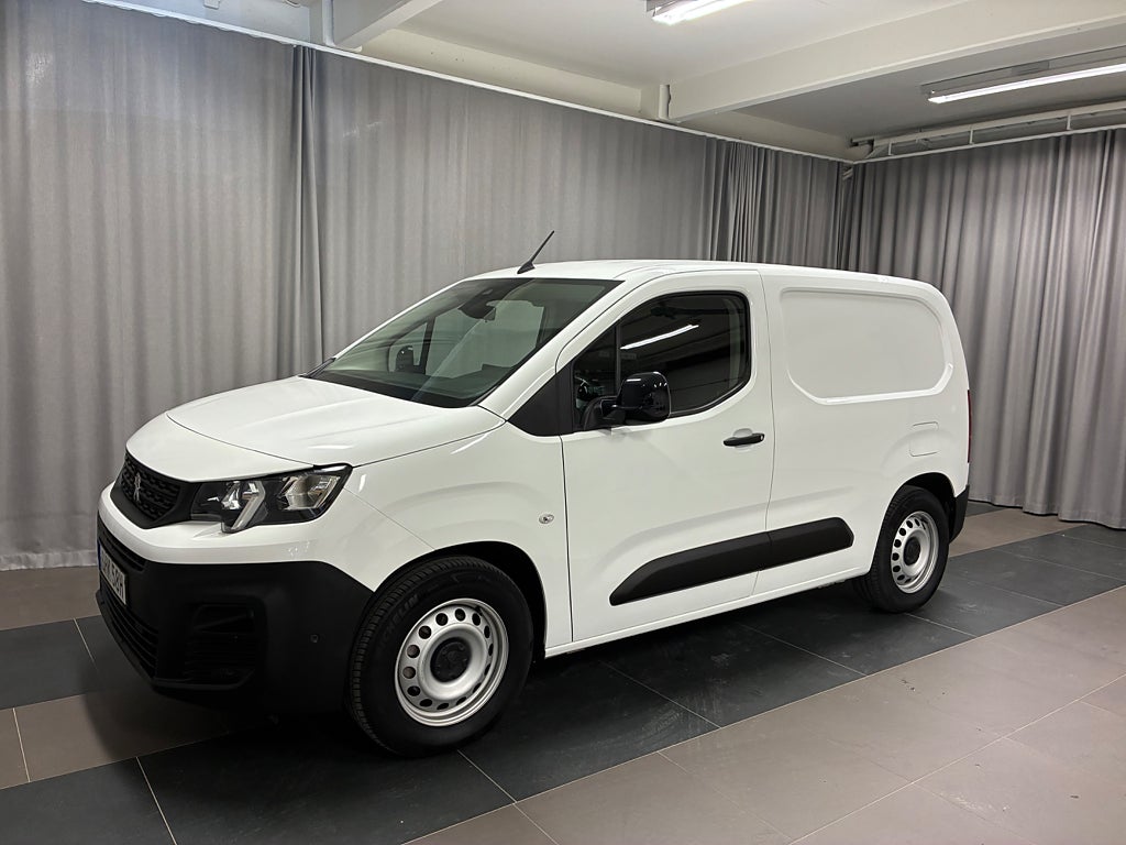 Car Image car-82285-3eb2ea52247f0834c54d1fa1358b6526