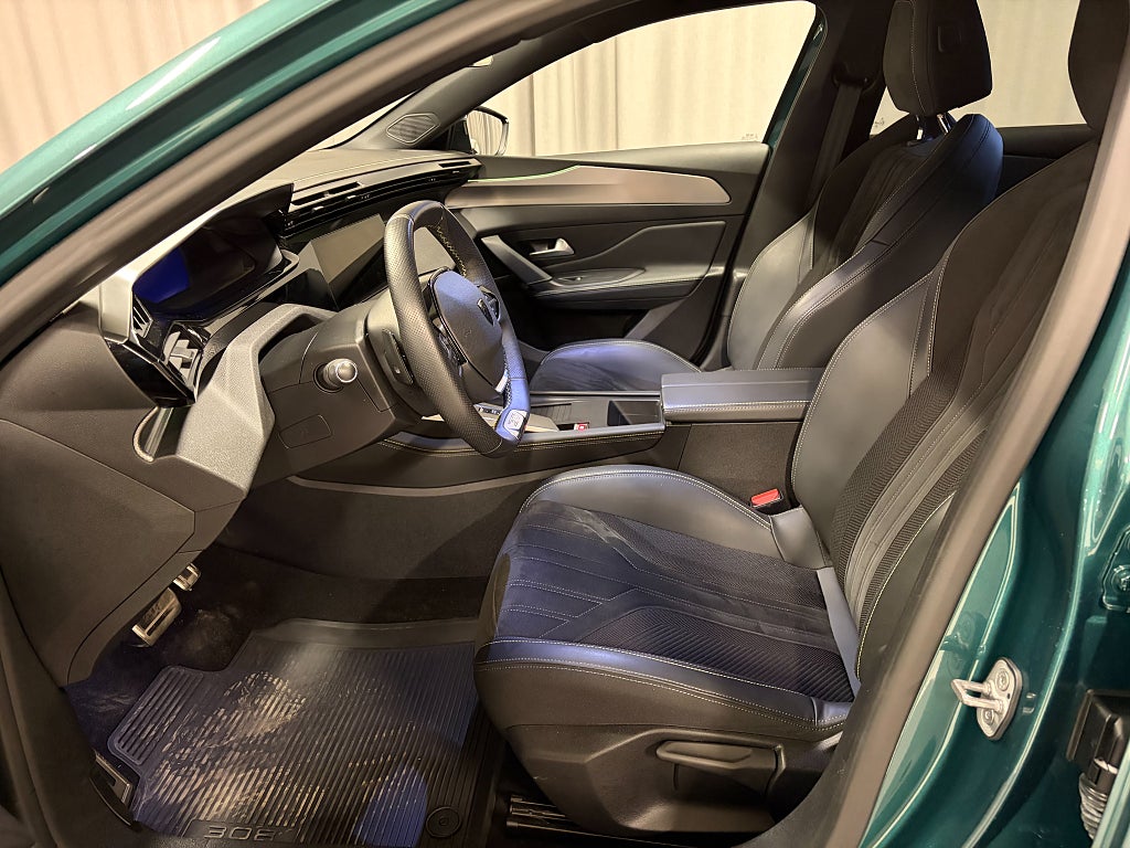 Car Image car-82321-1e6596baa09ef867f351ec31dc727528