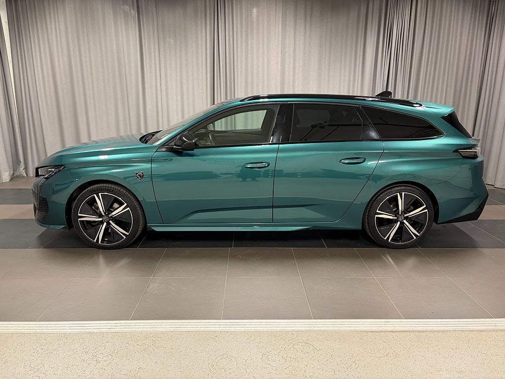 Car Image car-82321-8ce3278bfb96f7c32056e0a5616e59fa