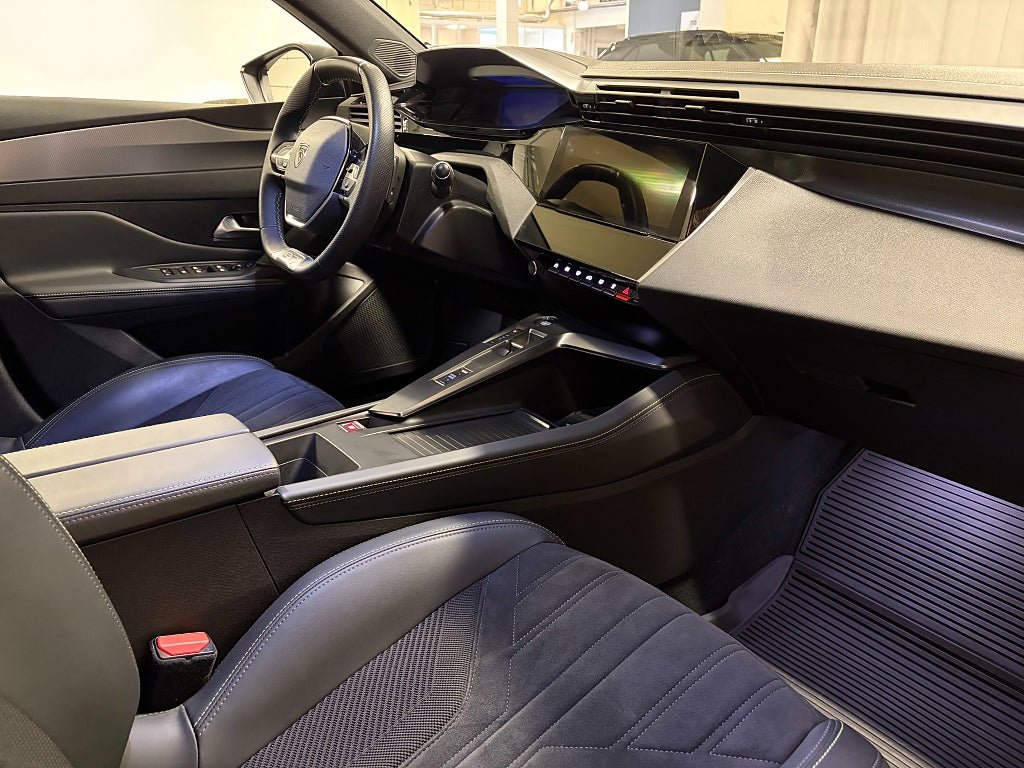 Car Image car-82321-d15dc9719eb84ccd48d020bfd91a0129